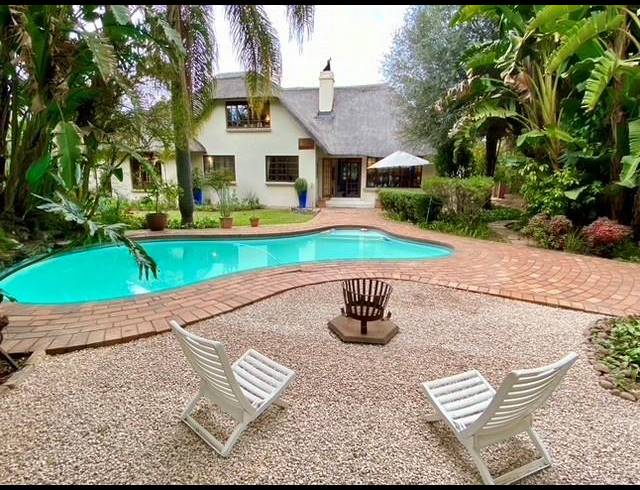 3 BEDROOM PROPERTY TO RENT IN FOURWAYS GARDENS